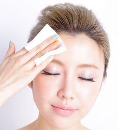 换季肌肤护理要当心 紧致瓷肌不ng
